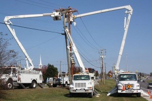 City Replaces South Jefferson Utility Pole