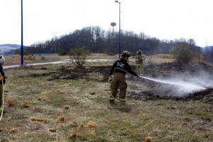 Oak Ridge Firefighters Battle Grass Fire