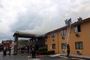 Clinton Motel 6 Roof Fire