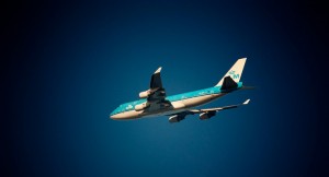 Low-flying KLM 747