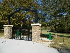 Oak Ridge Dog Park Entrance