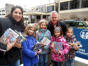 B&W Y-12 Donate DVDs to East Tennessee Children's Hospital