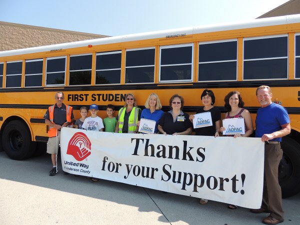 Walmart and United Way Fill the Bus