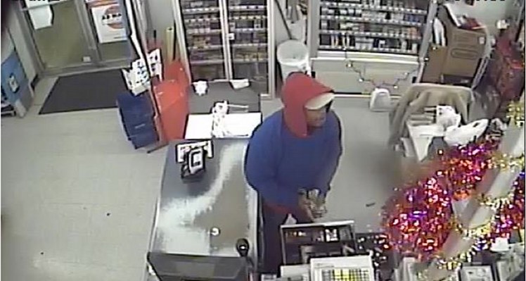 Police search for suspect in robbery at Family Dollar in Oliver Springs