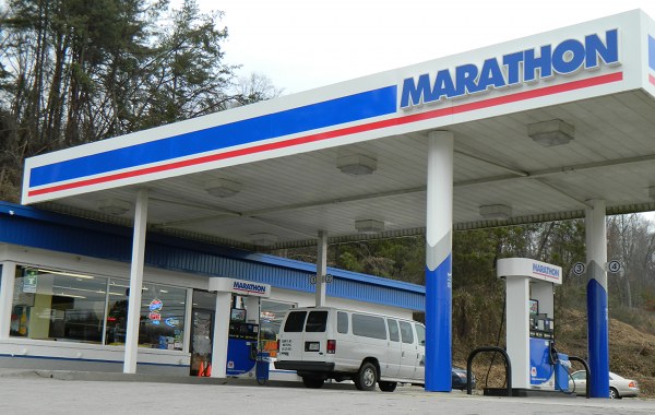 Marathon Gas Station on Edgemoor Road