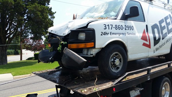 DEEM Van Crash into Utility Pole at Family Clinic