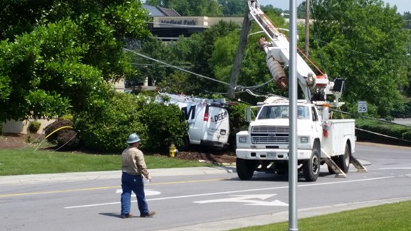 Oak Ridge Electric Department at Van Crash into Utility Pole at Family Clinic