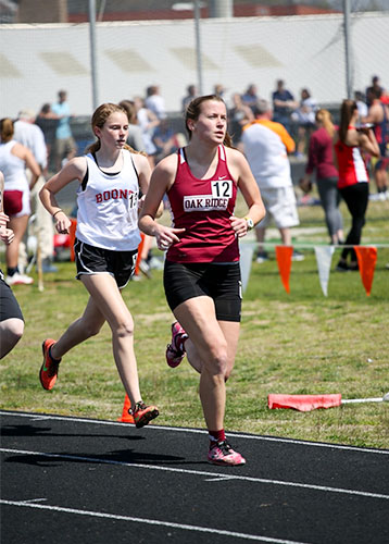 Girls 1,600-meter run (Photo by Luther Simmons)