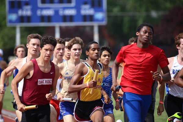 Oak Ridge sophomore Jose Villegas was part of the 4x800-meter relay team that finished 7th in the state track and field meet in Murfreesboro on Friday, May 27, 2016. (Photo by Wallace Bowden)