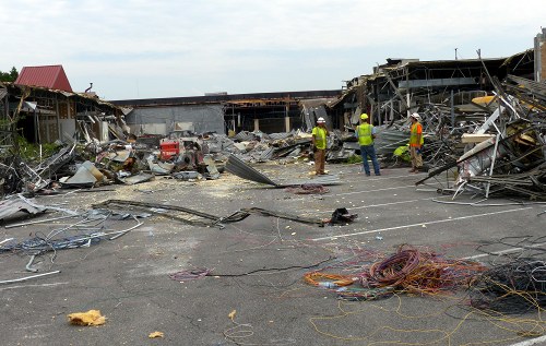 Oak Ridge Mall Sears Demolition July 26 2016 1