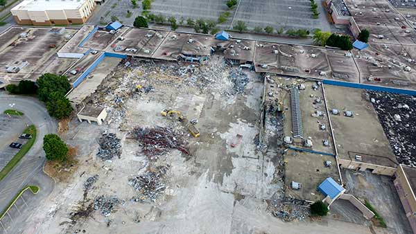 Oak-Ridge-Mall-Demolition-Aug-10-2016-13