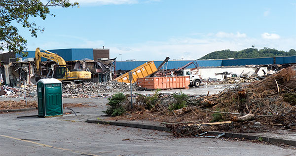 Oak-Ridge-Mall-Demolition-Aug-18-2016-23-Web