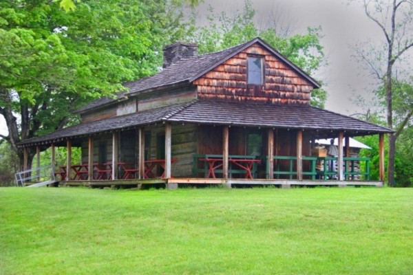 historic-freels-band-cabin