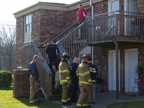 One person was taken to a hospital after a fire was reported at 515 Utica Circle in central Oak Ridge at about 3:33 p.m. Friday, March 3, 2017. (Photo by John Huotari/Ok Ridge Today)