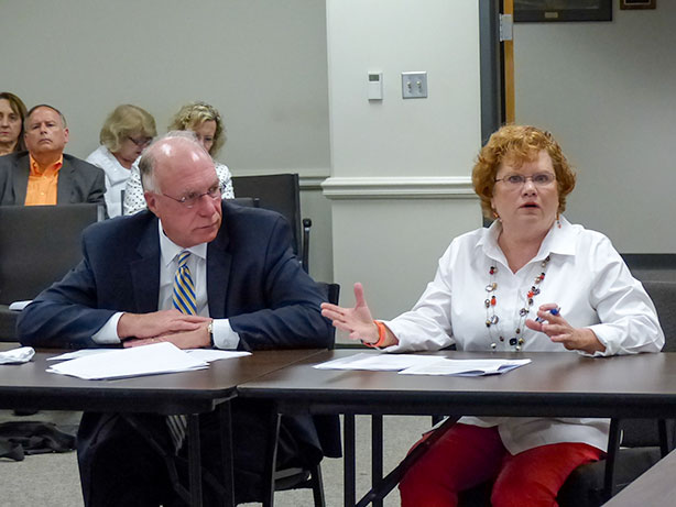 The Oak Ridge Chamber of Commerce and its Housing Task Force, which was chaired by Melinda Hillman, right, presented a housing report to the Oak Ridge City Council during a non-voting work session on Tuesday, April 18, 2017. (Photo by John Huotari/Oak Ridge Today)