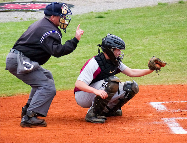 Oak Ridge junior catcher Jacob Ownby (44) is pictured above during a 6-4 loss to Powell at Bobby Hopkins Field on Friday, March 31, 2017. (Photo by John Huotari/Oak Ridge Today)