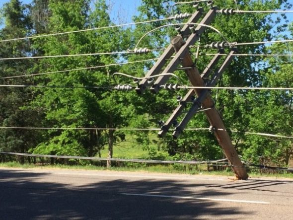 Clinton Highway Power Lines Down May 1 2017