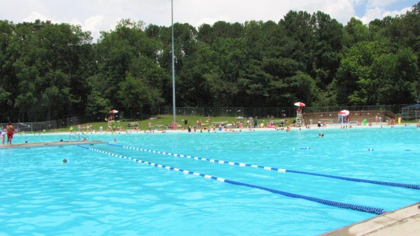 The Oak Ridge Outdoor Pool on Providence Road is pictured above. (Photo by City of Oak Ridge)