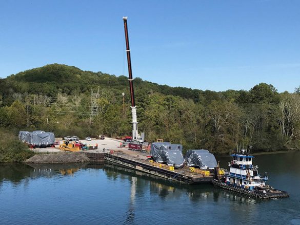 UniTech equipment transported from Michigan is unloaded at the barge access area at the East Tennessee Technology Park in west Oak Ridge in 2017. (Photo courtesy U.S. Department of Energy Office of Environmental Management)