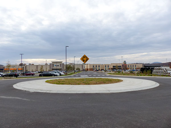 The roundabout at Main Street Oak Ridge, the first roundabout in central Oak Ridge, is pictured above on Sunday, Nov. 12, 2017. (Photo by John Huotari/Oak Ridge Today)