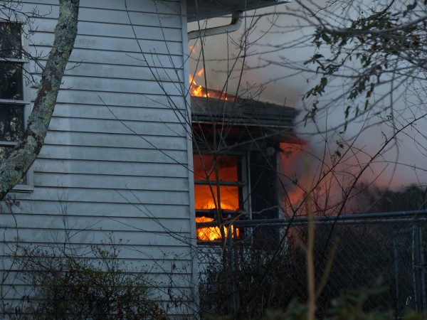 A fire was reported at a house at the intersection of Hidden Valley Road and Laurel Road in Marlow late Friday afternoon, Jan. 19, 2018. (Photo by John Huotari/Oak Ridge Today)
