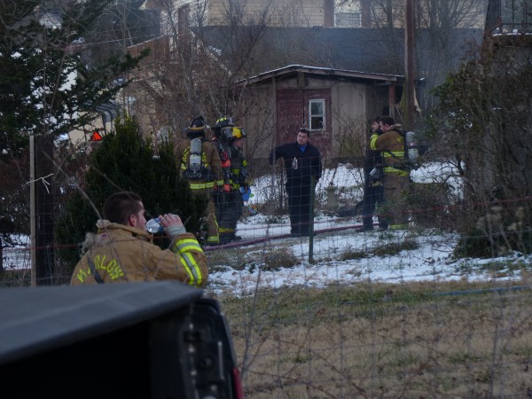 Firefighters from Anderson County's volunteer fire departments responded to a fire reported at a house at the intersection of Hidden Valley Road and Laurel Road in Marlow late Friday afternoon, Jan. 19, 2018. (Photo by John Huotari/Oak Ridge Today)