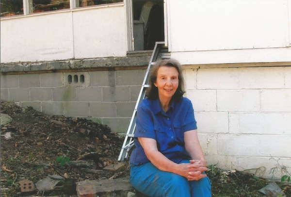 Pictured above outside the flat top donated to the American Museum of Science and Energy about 10 years ago is Isabelle Fitzpatrick Smith, who passed away in 2016, in a photo taken by Dr. Ken Smith at the former flat top site at Norris Lake on moving day in October 2008. (Photo courtesy Dr. Ken Smith)