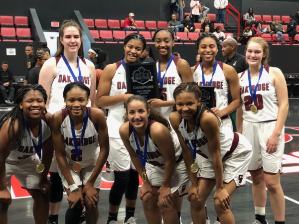 The Oak Ridge Lady Wildcats are pictured above after winning their divisional championship in the Nike Tournament of Champions in Phoenix on Saturday, Dec. 22, 2018. (Photo courtesy Oak Ridge Lady Wildcats Basketball/Paige Redman)