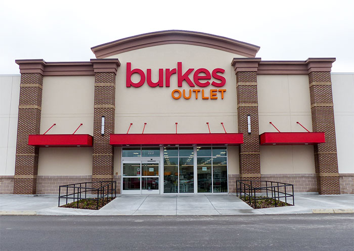 Burkes Outlet will open its new store at Main Street Oak Ridge on Thursday, April 11, 2019. (Photo by John Huotari/Oak Ridge Today)